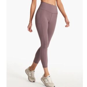 EUC Vuori Studio Pocket Legging in Hazel, Size L